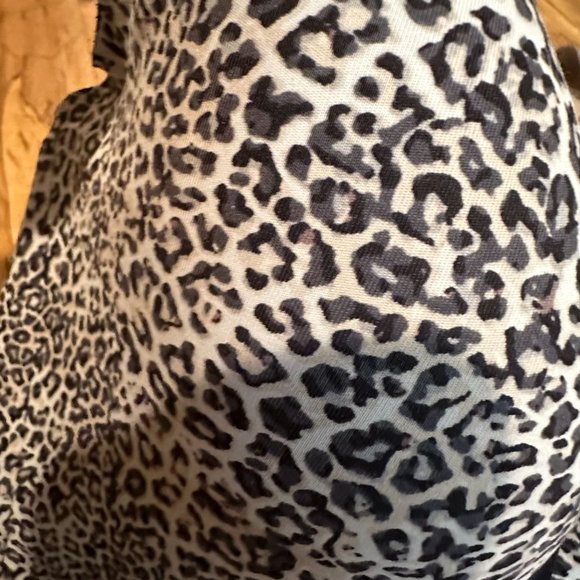 Victoria's Secret Victoria Sport‎ "Angel Max" Leopard Print Sports Bra 32DDD EUC - Picture 3 of 9